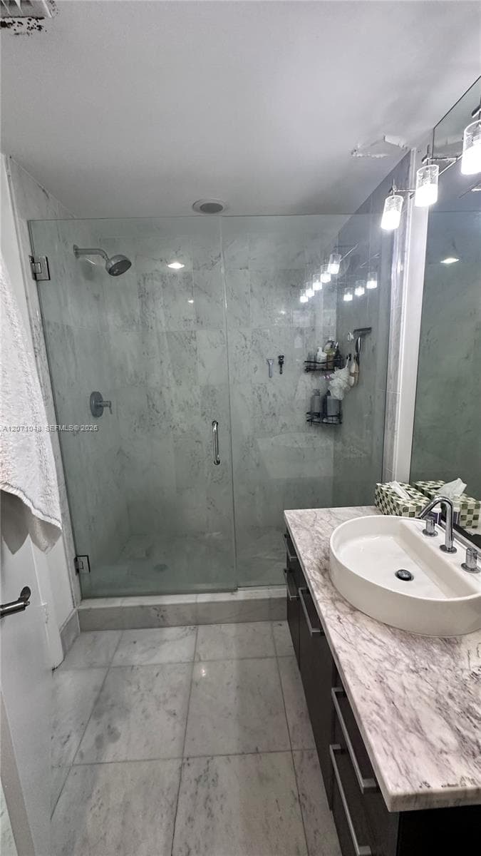 244 Biscayne Blvd # 1707, Miami, FL 33132 photo 12