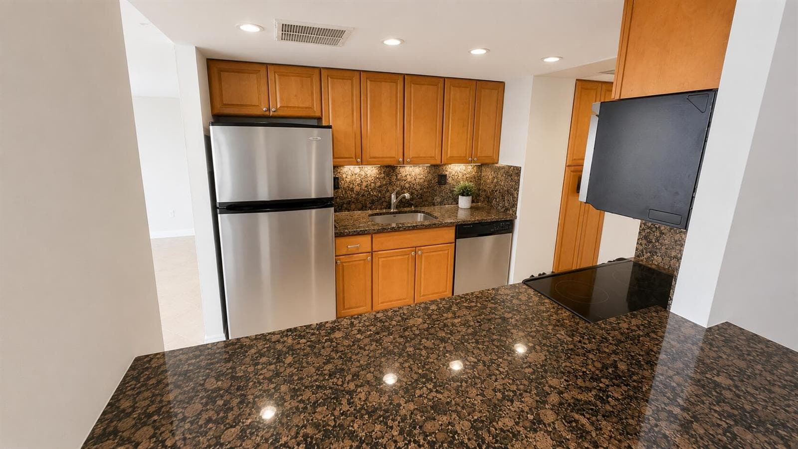 230 174TH Street # 1805, Sunny Isles Beach, FL 33160 photo 8