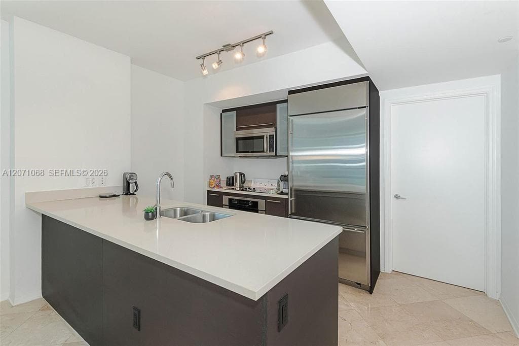 55 SE 6th St # 1507, Miami, FL 33131 photo 6
