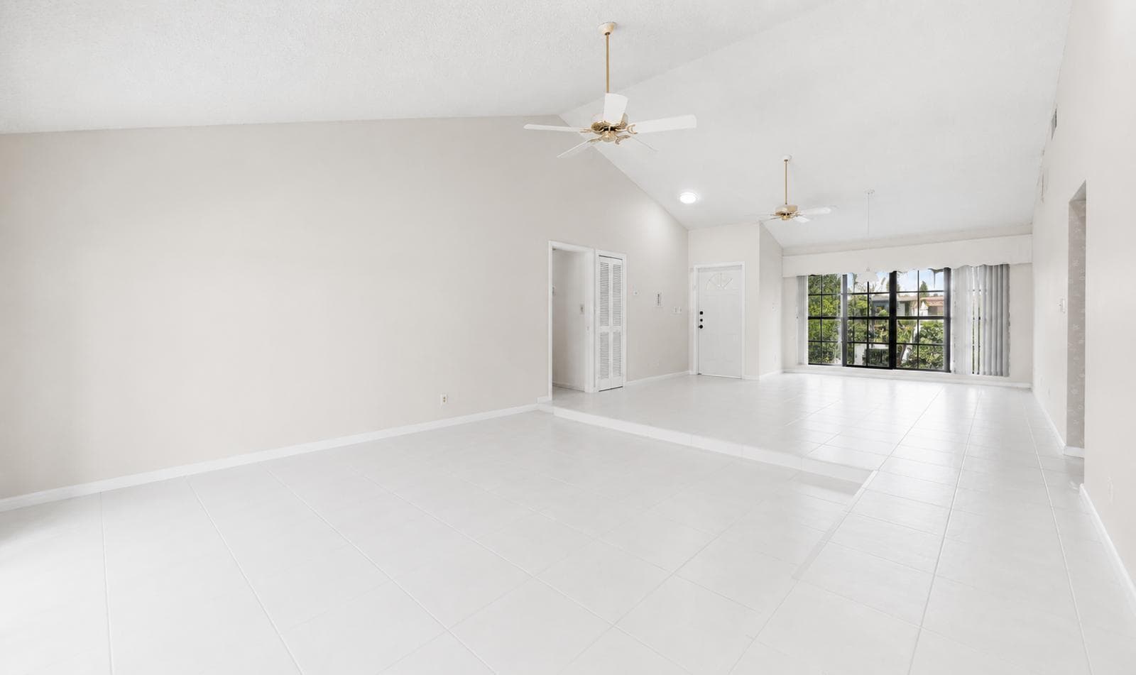 5055 NW 89TH Way, Coral Springs, FL 33067 photo 4