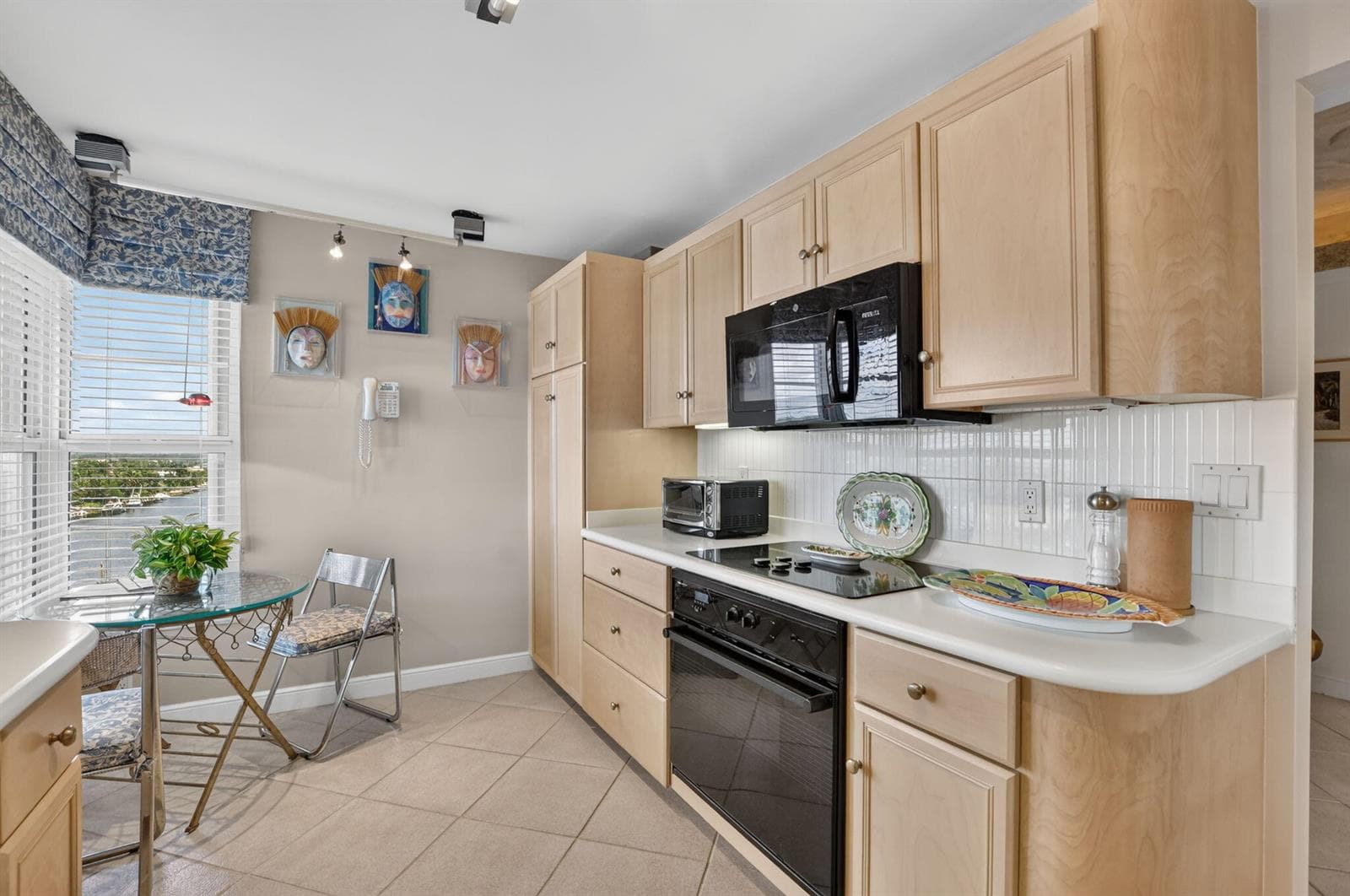 1021 HILLSBORO MILE # 705, Hillsboro Beach, FL 33062 photo 12