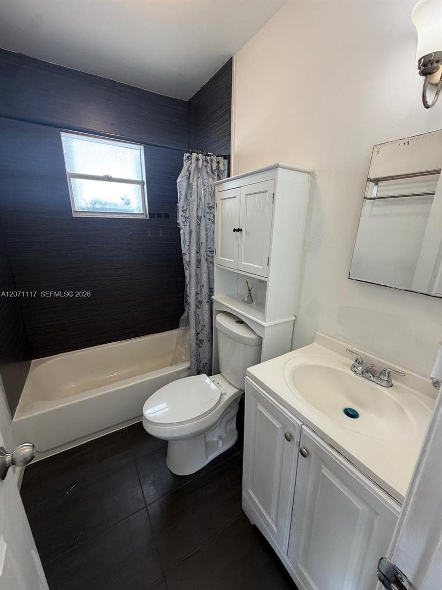 127 NW 47th Ter # 4, Miami, FL 33127 photo 9