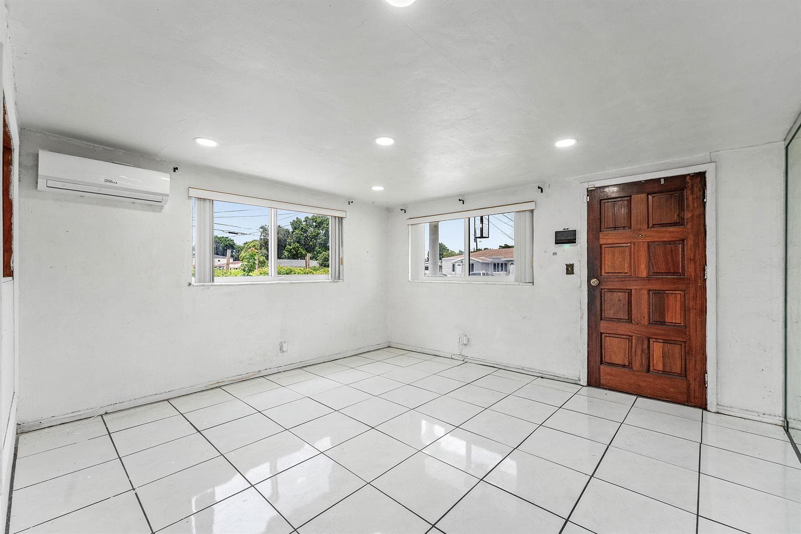 2030 NW 43rd Street, Miami, FL 33142 photo 6