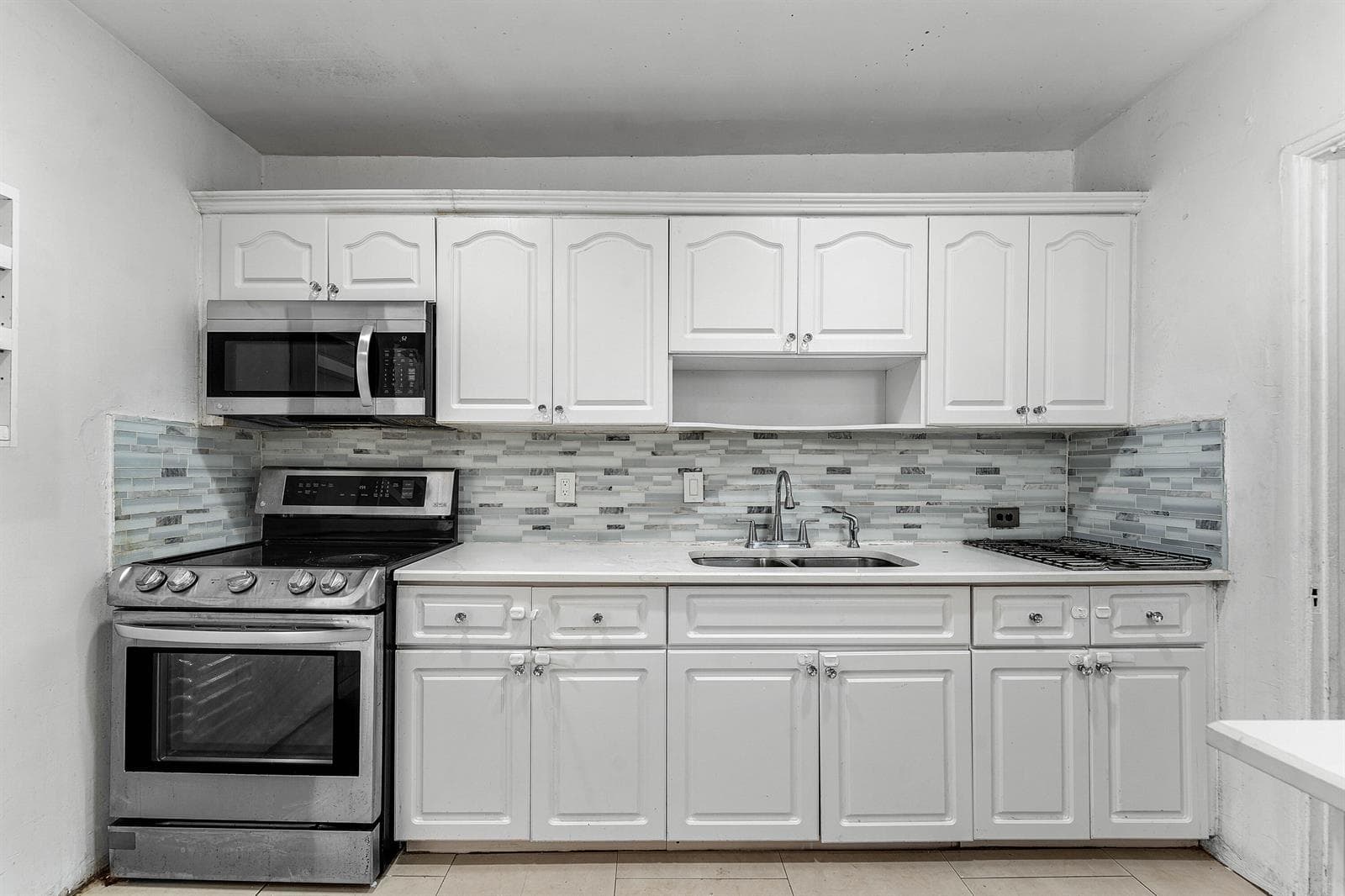 2030 NW 43rd Street, Miami, FL 33142 photo 13