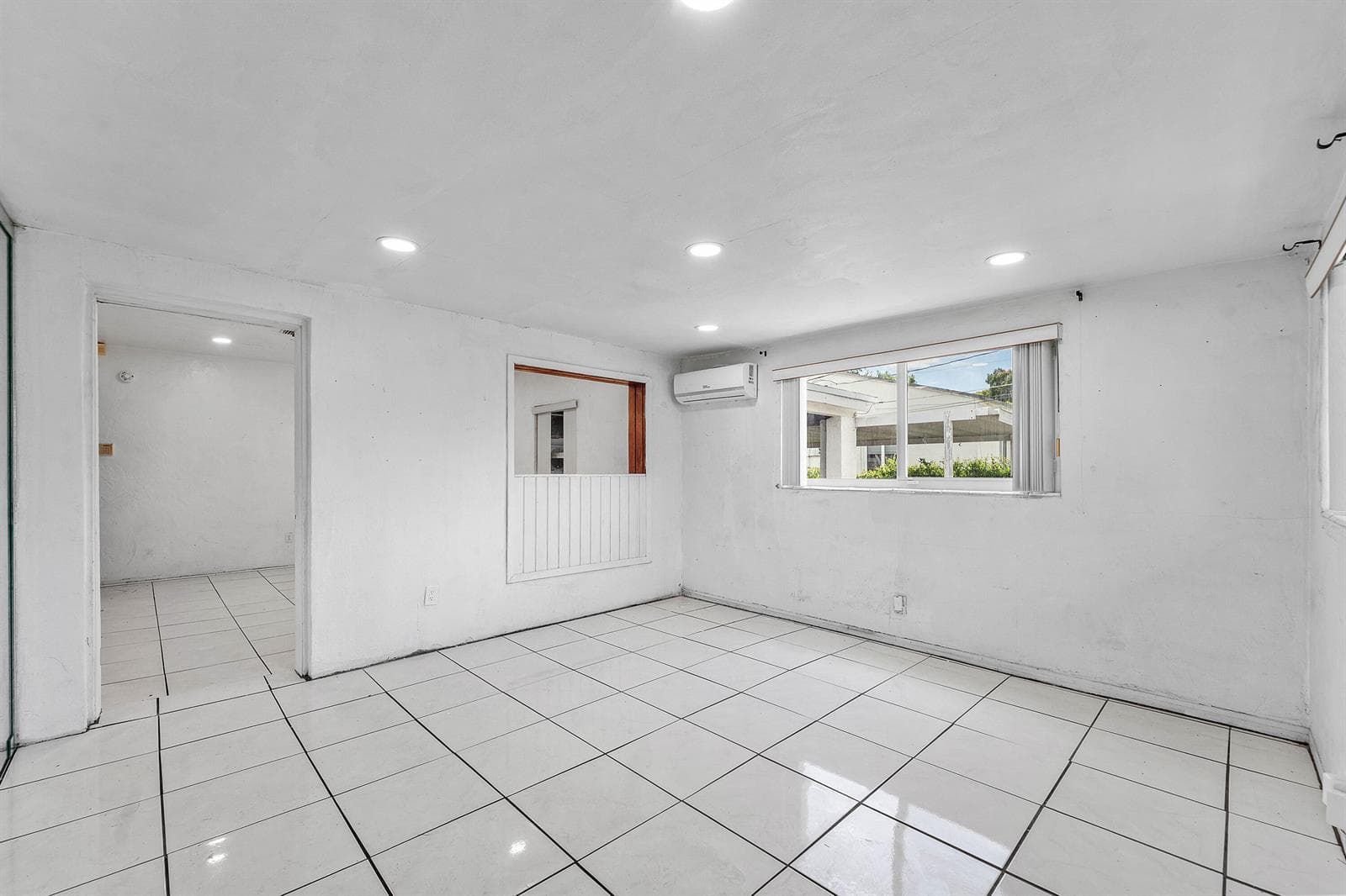2030 NW 43rd Street, Miami, FL 33142 photo 7
