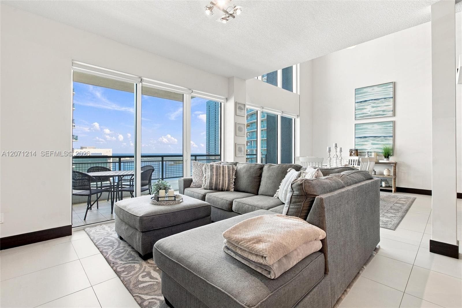 60 SW 13th St # 4602, Miami, FL 33130 photo 7