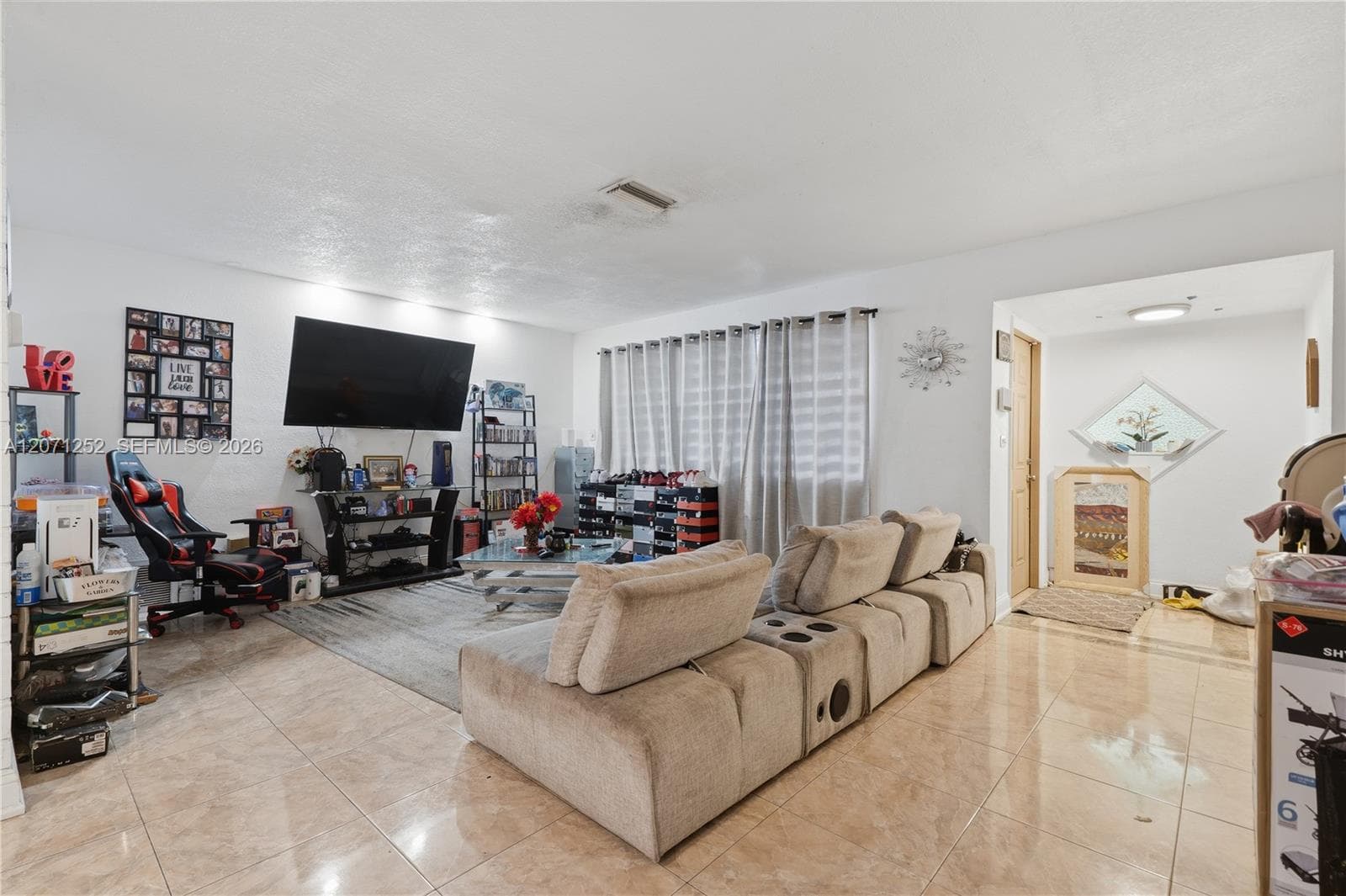 7636 Alhambra Blvd, Miramar, FL 33023 photo 6