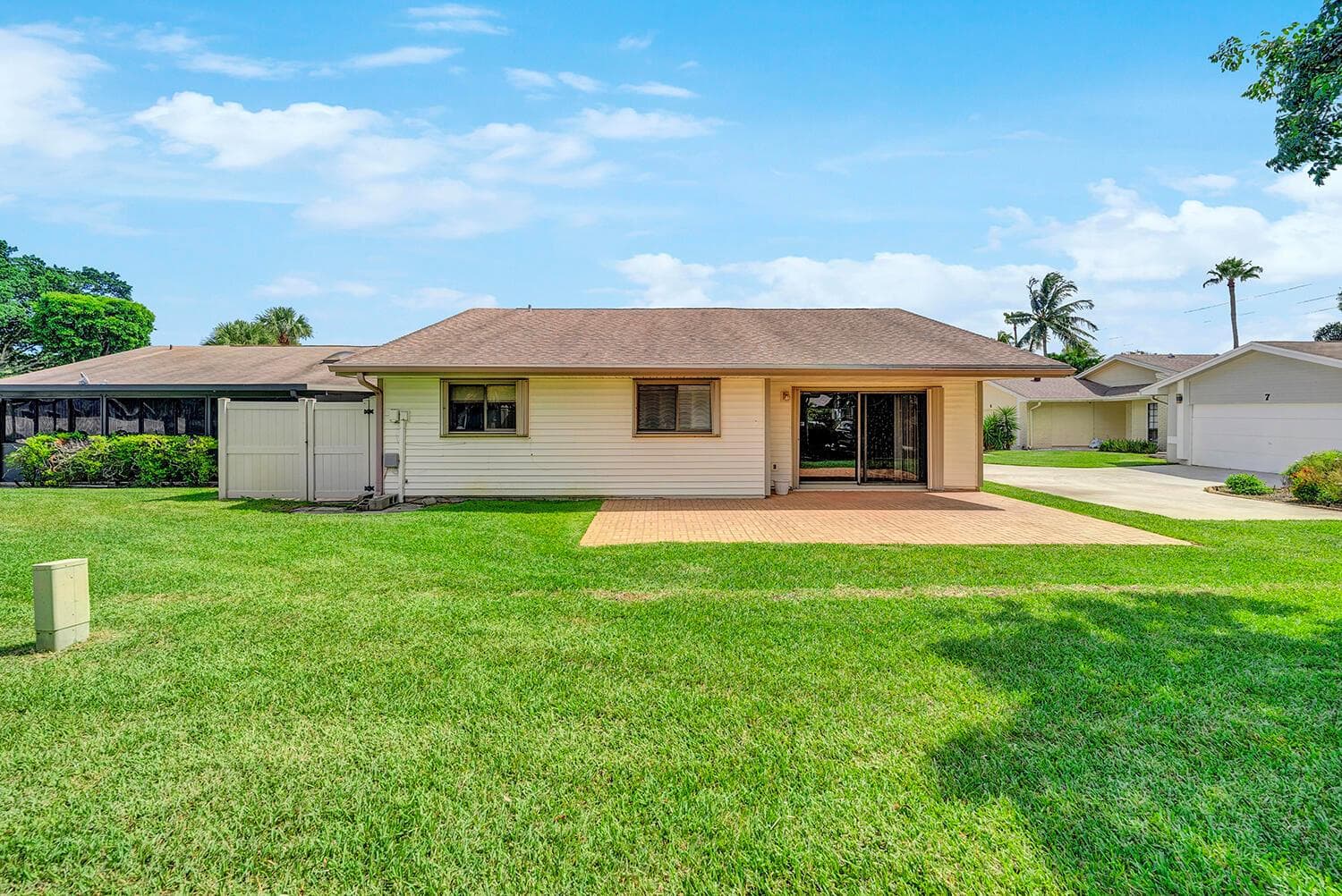 8 Eaton Place, Boynton Beach, FL 33426 photo 6