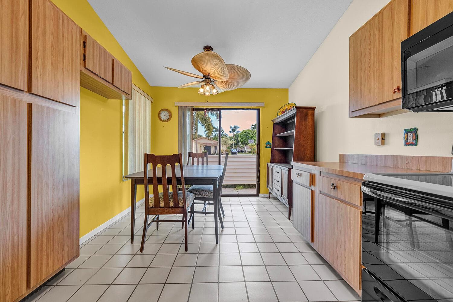 8 Eaton Place, Boynton Beach, FL 33426 photo 9