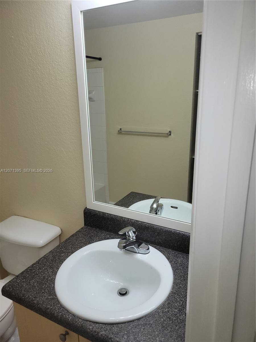 2564 CENTERGATE DR # 108, Miramar, FL 33025 photo 10