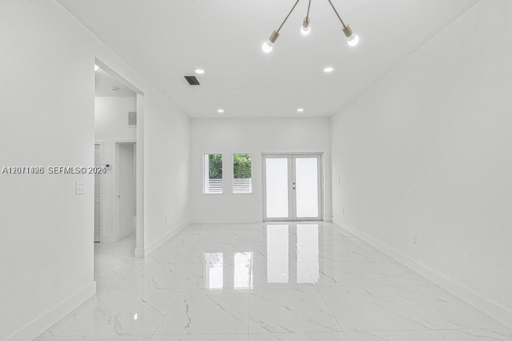 2419 NW 97th St, Miami, FL 33147 photo 7