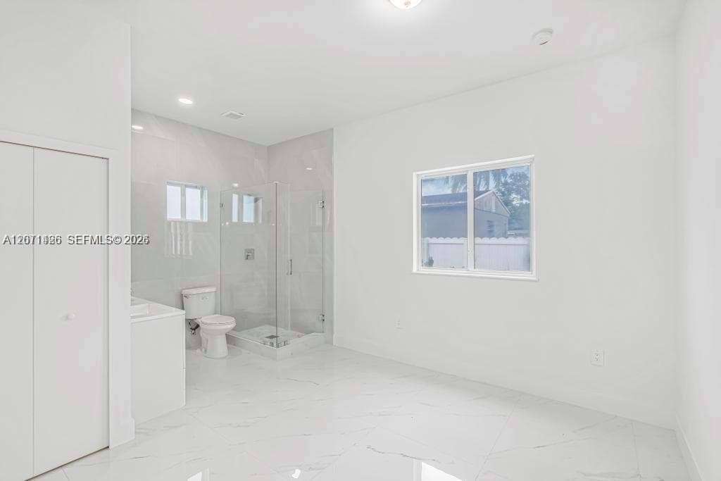 2419 NW 97th St, Miami, FL 33147 photo 8