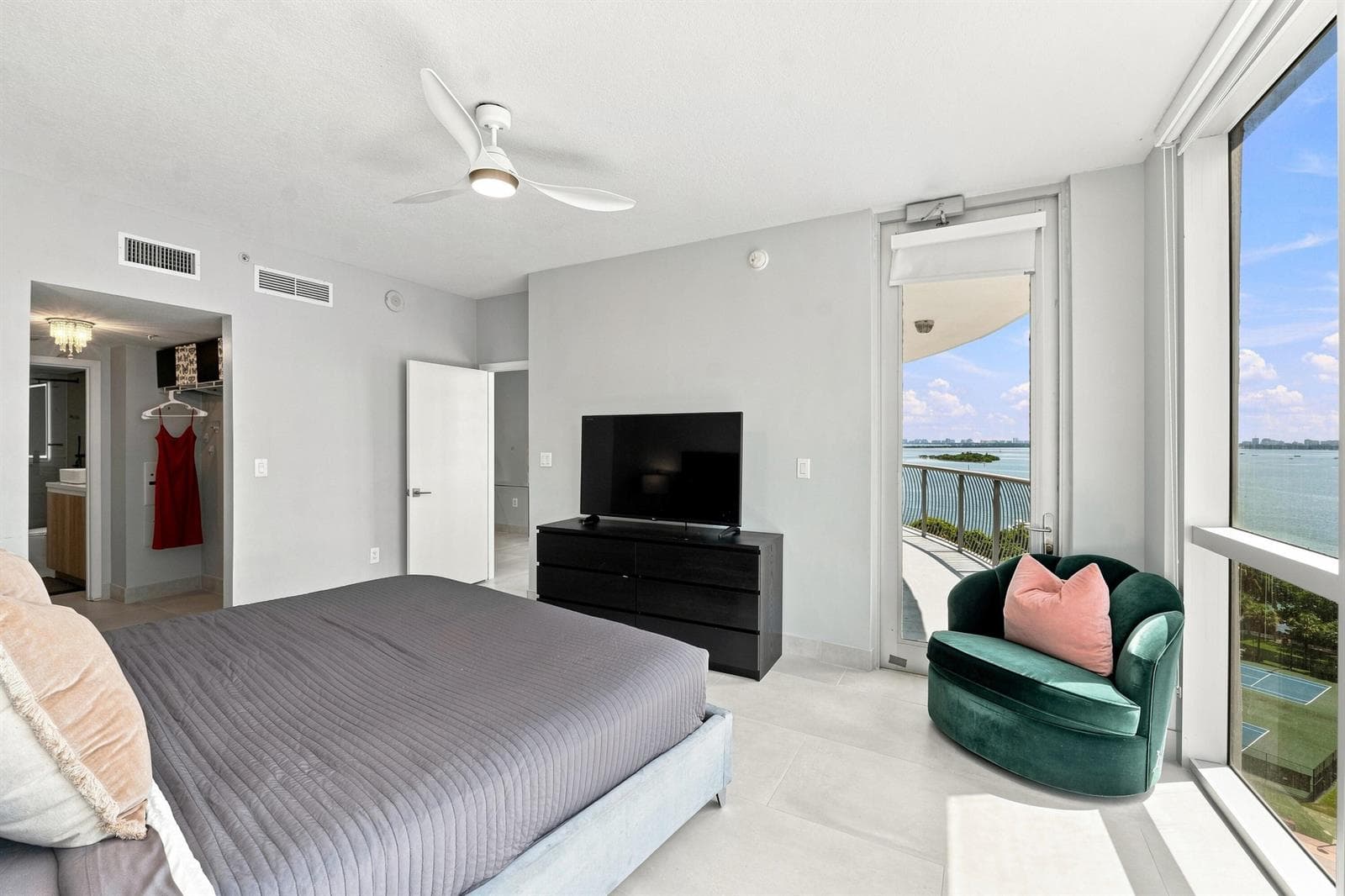 1750 N BAYSHORE Drive # 1202, Miami, FL 33132 photo 11