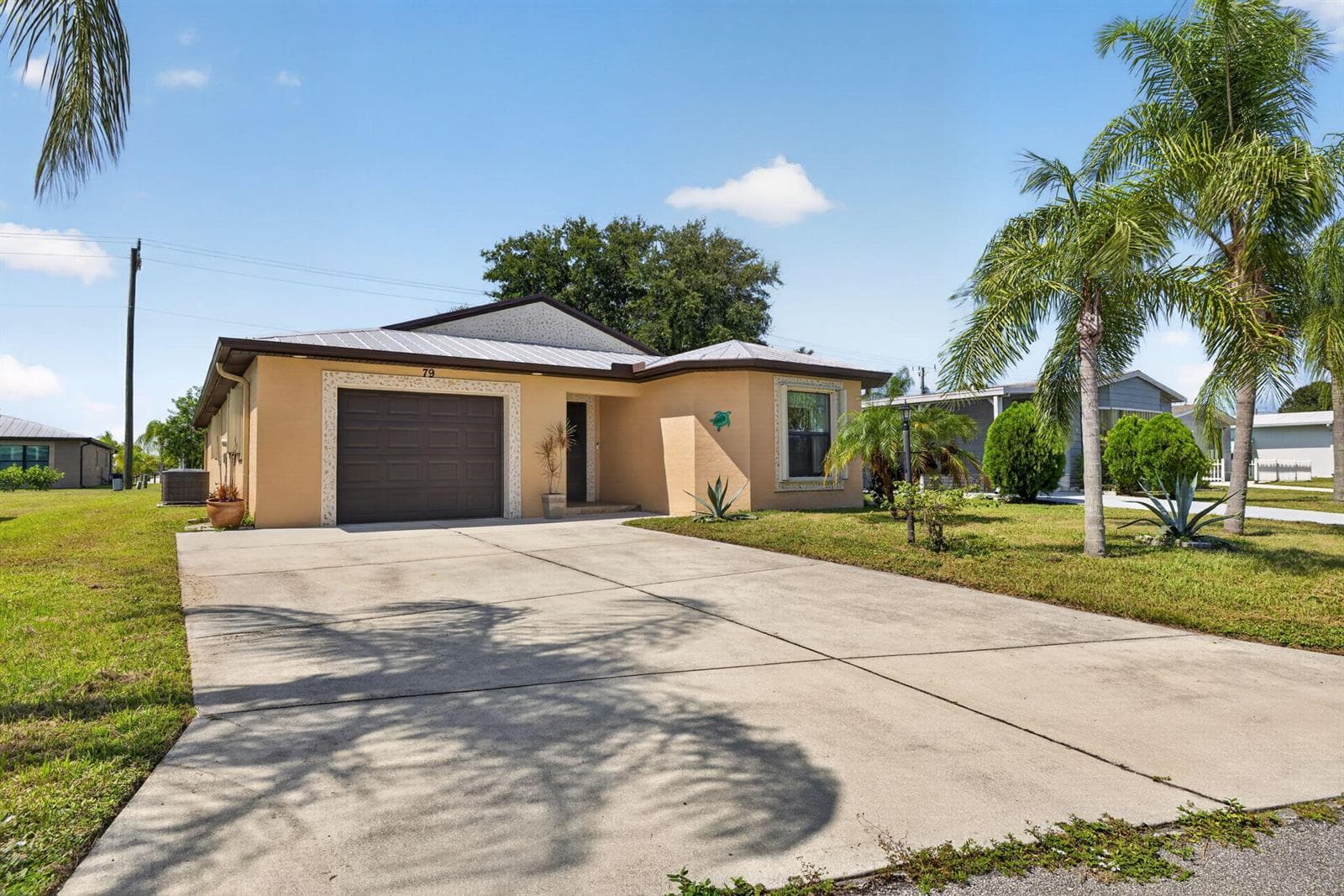 79 FLORES DEL NORTE, Fort Pierce, FL 34951 photo 2