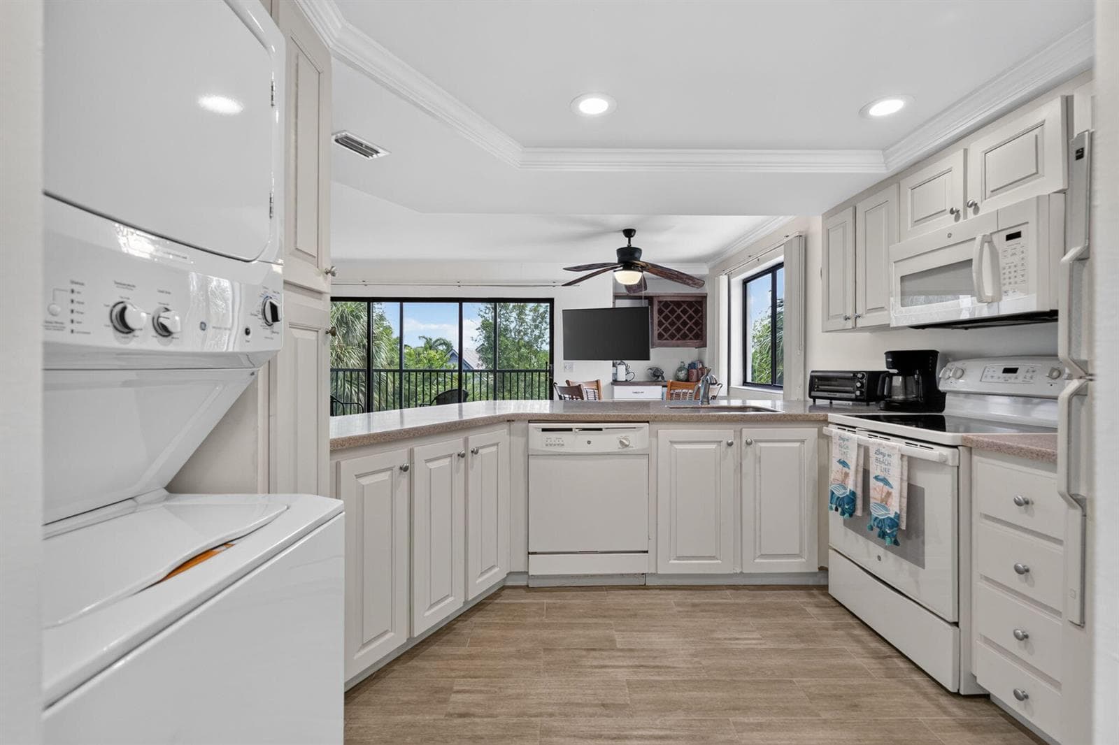1605 S US HIGHWAY 1 # F306, Jupiter, FL 33477 photo 11