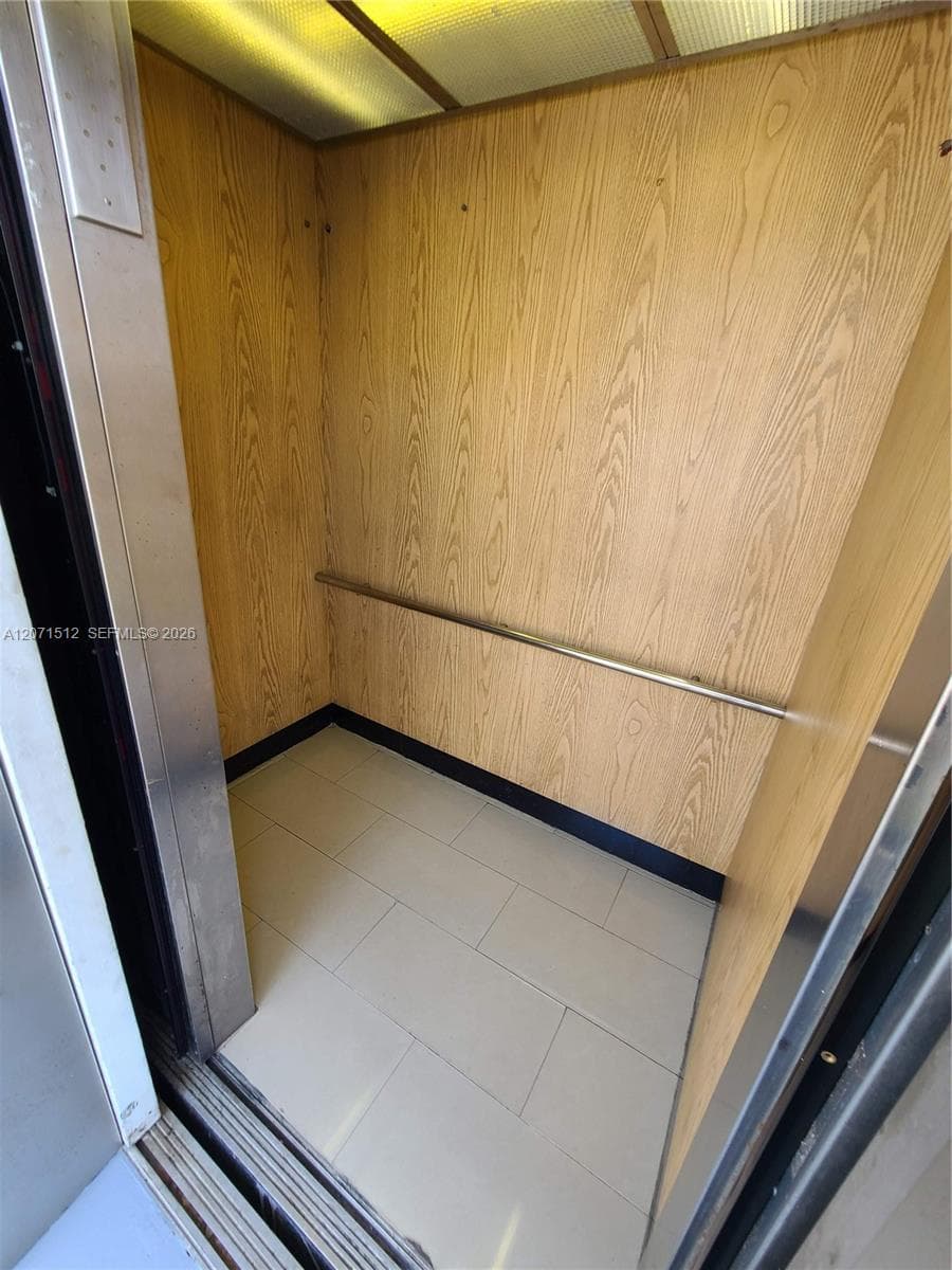 750 Michigan Ave # 203, Miami Beach, FL 33139 photo 8