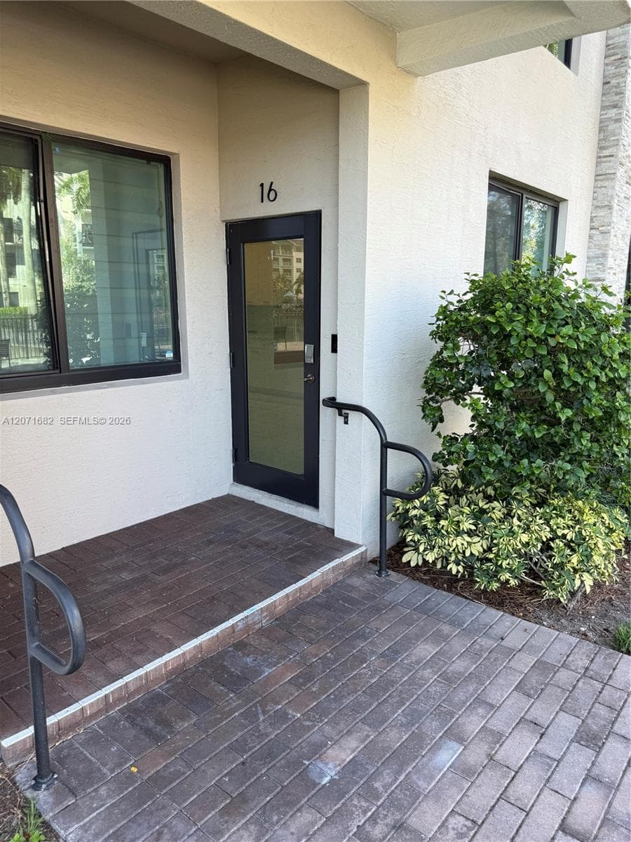 4640 NW 84 # 16, Doral, FL 33166 photo 6