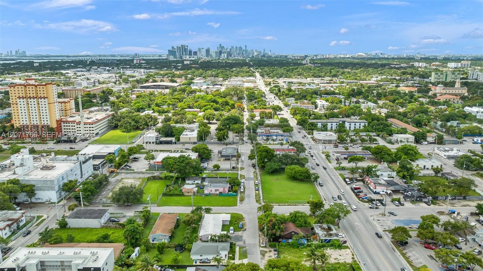 8011 NE Miami Ct, Miami, FL 33138 photo 8