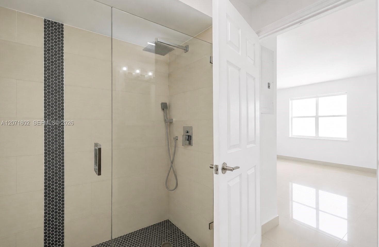 2561 W 60th Pl # 102-1, Hialeah, FL 33016 photo 9