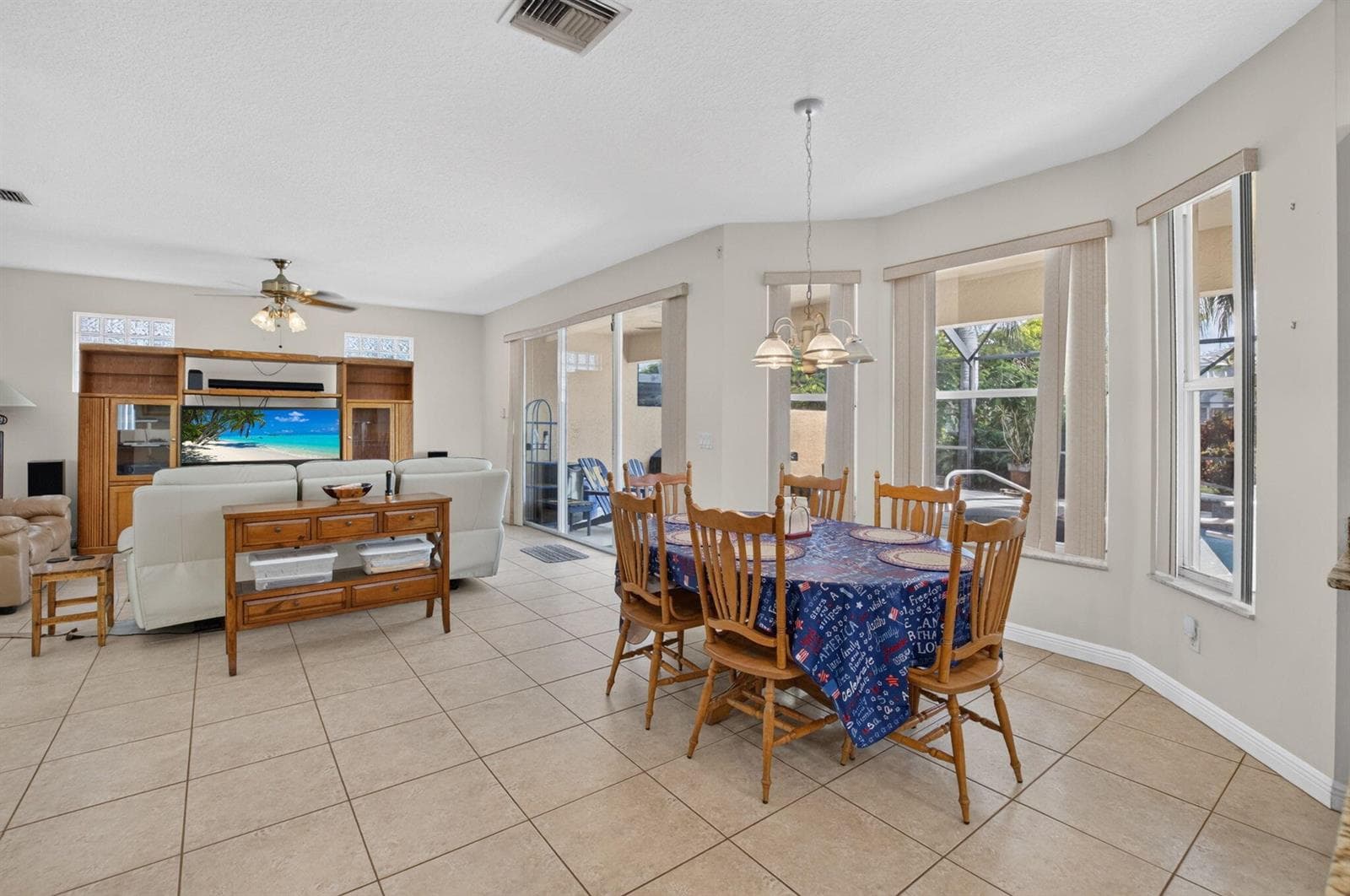 7541 DOWNWINDS Lane, Lake Worth, FL 33467 photo 12