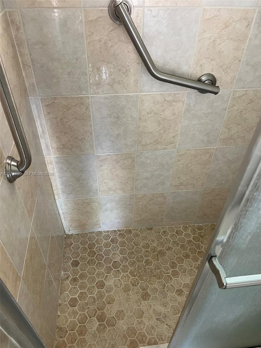 6101 Rodman St # 2, Hollywood, FL 33023 photo 11