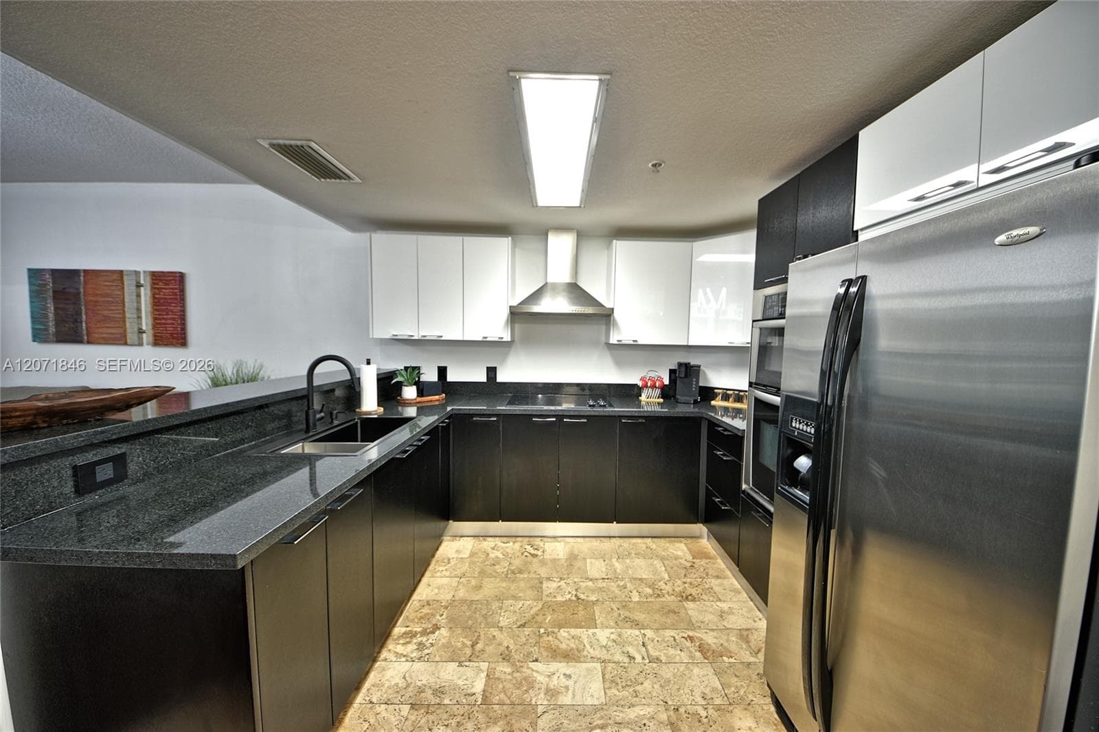 170 SE 14th St # 2303, Miami, FL 33131 photo 12