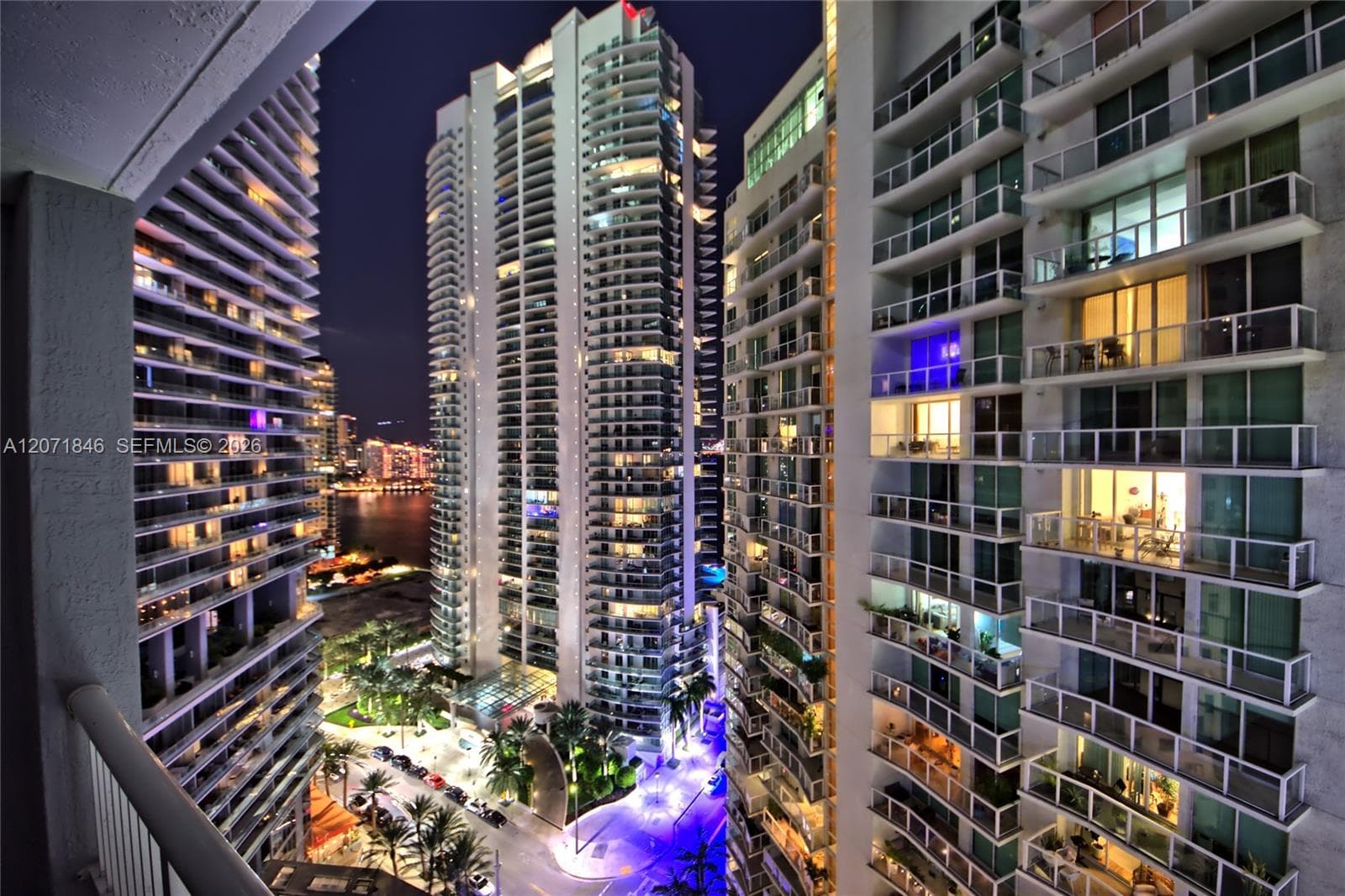 170 SE 14th St # 2303, Miami, FL 33131