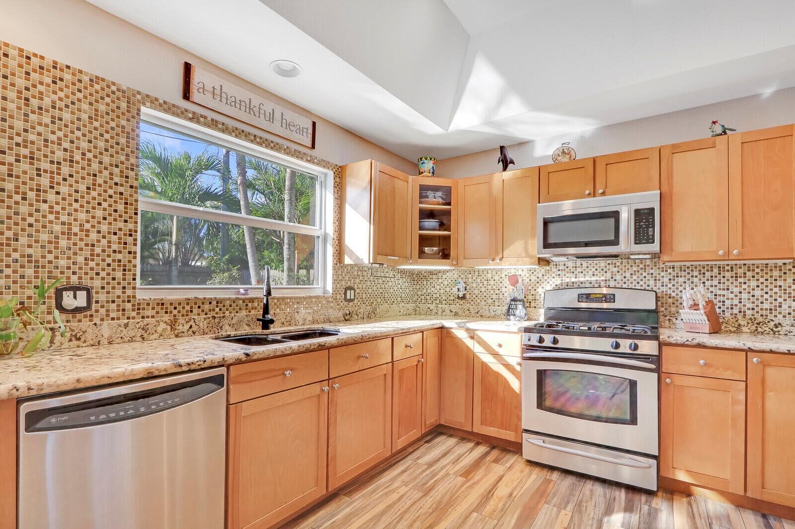 5140 LAIRD Lane, Jupiter, FL 33458 photo 12