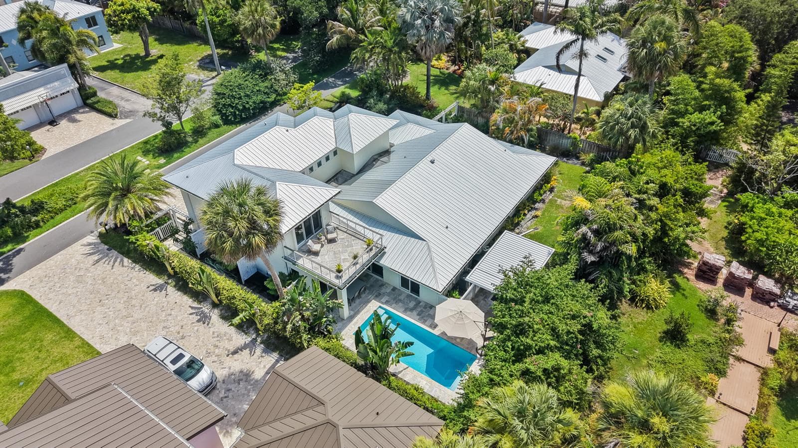 1117 SE OSCEOLA Street, Stuart, FL 34996 photo 2