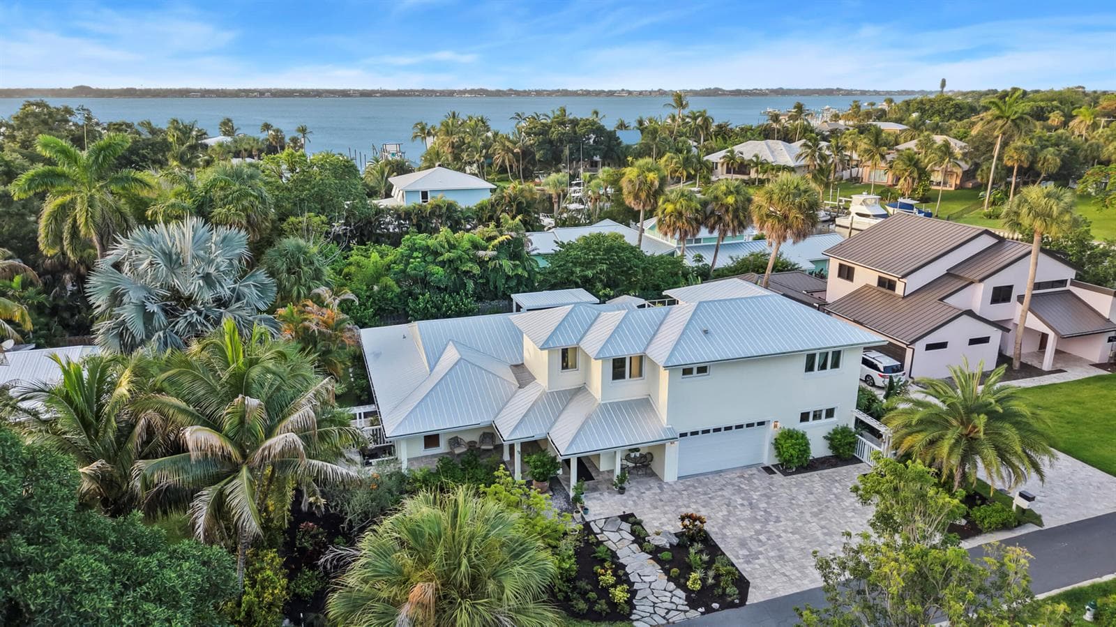 1117 SE OSCEOLA Street, Stuart, FL 34996