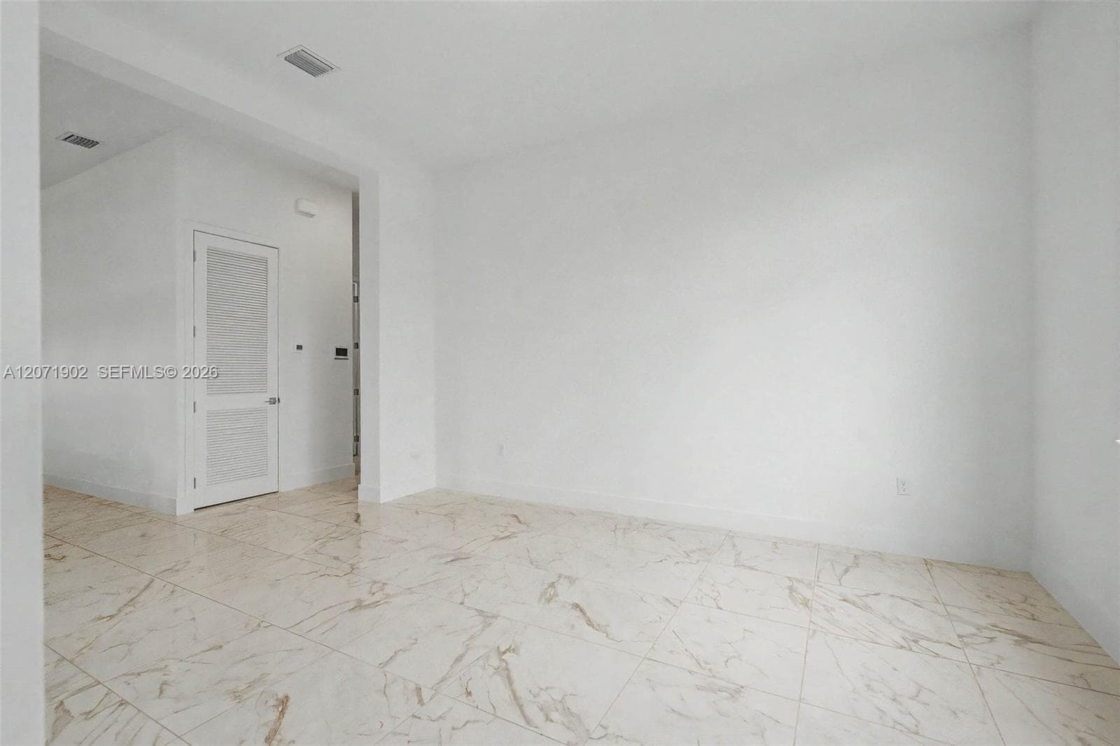 2440 SW 122nd Ter, Davie, FL 33325 photo 10
