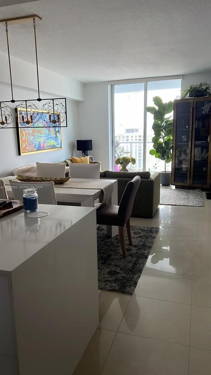 185 SW 7th St # 3803, Miami, FL 33130 photo 9