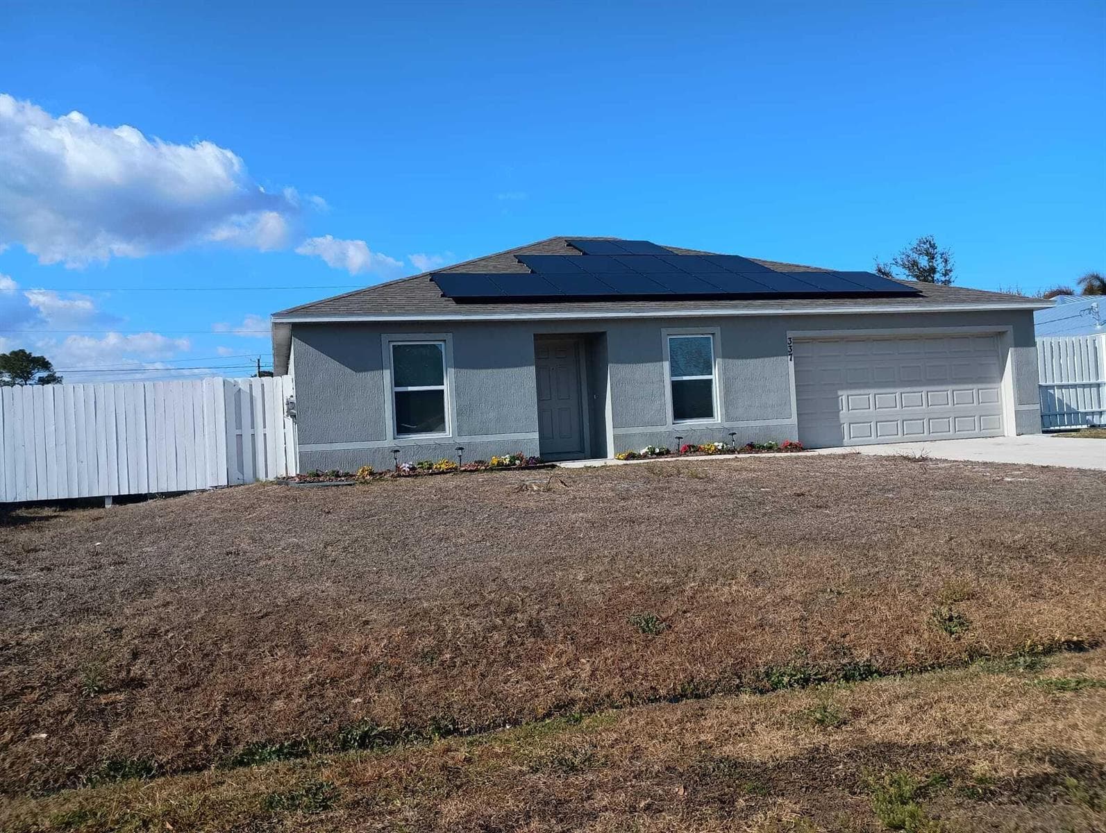 337 SE STARFISH Avenue, Port St. Lucie, FL 34983 photo 2