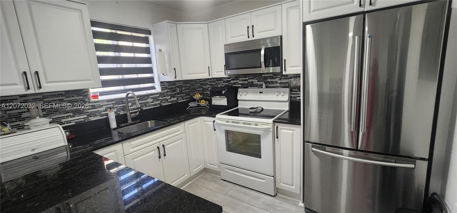 11424 NW 94th Pl # 7, Hialeah Gardens, FL 33018 photo 12