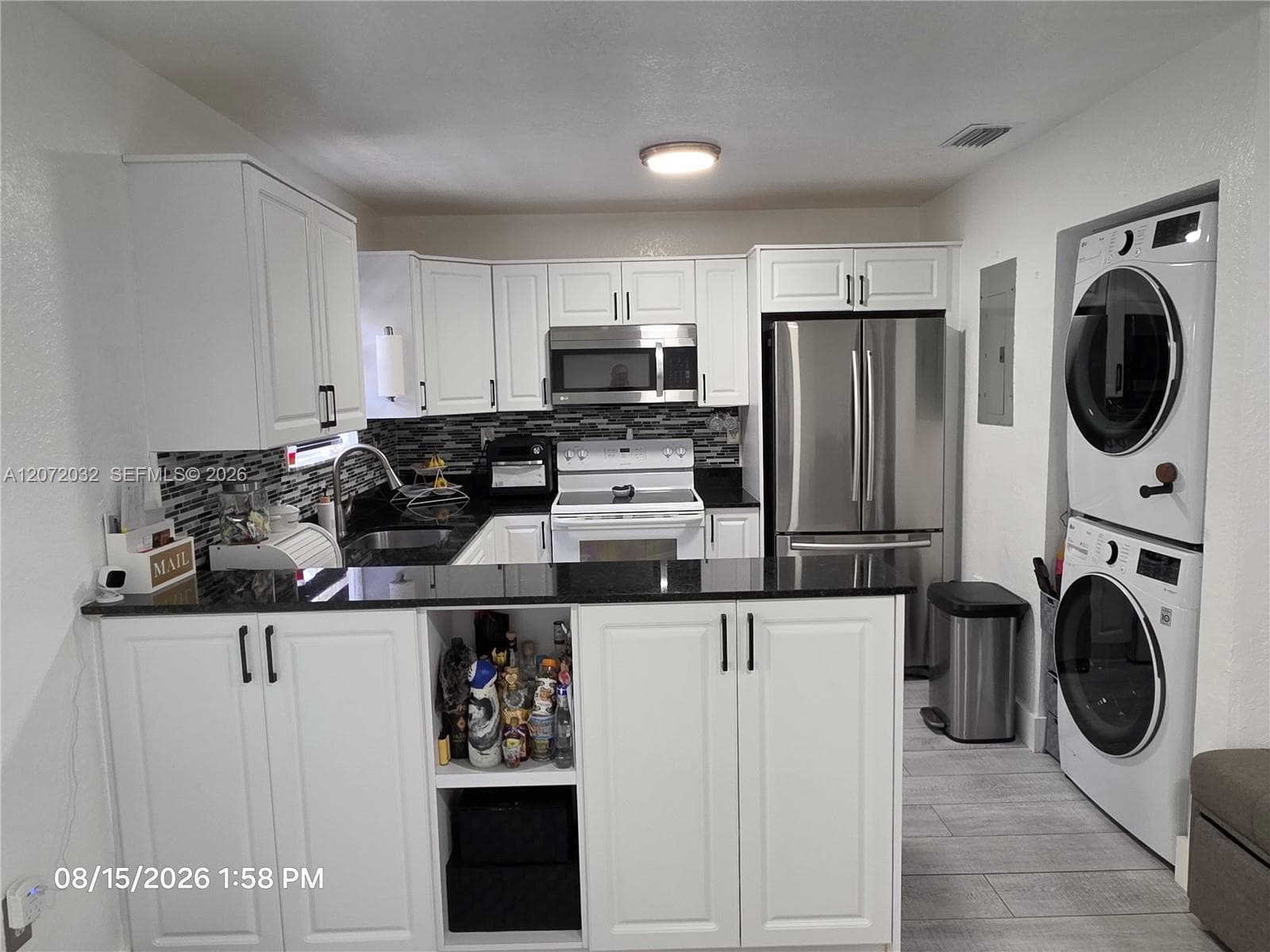 11424 NW 94th Pl # 7, Hialeah Gardens, FL 33018 photo 9