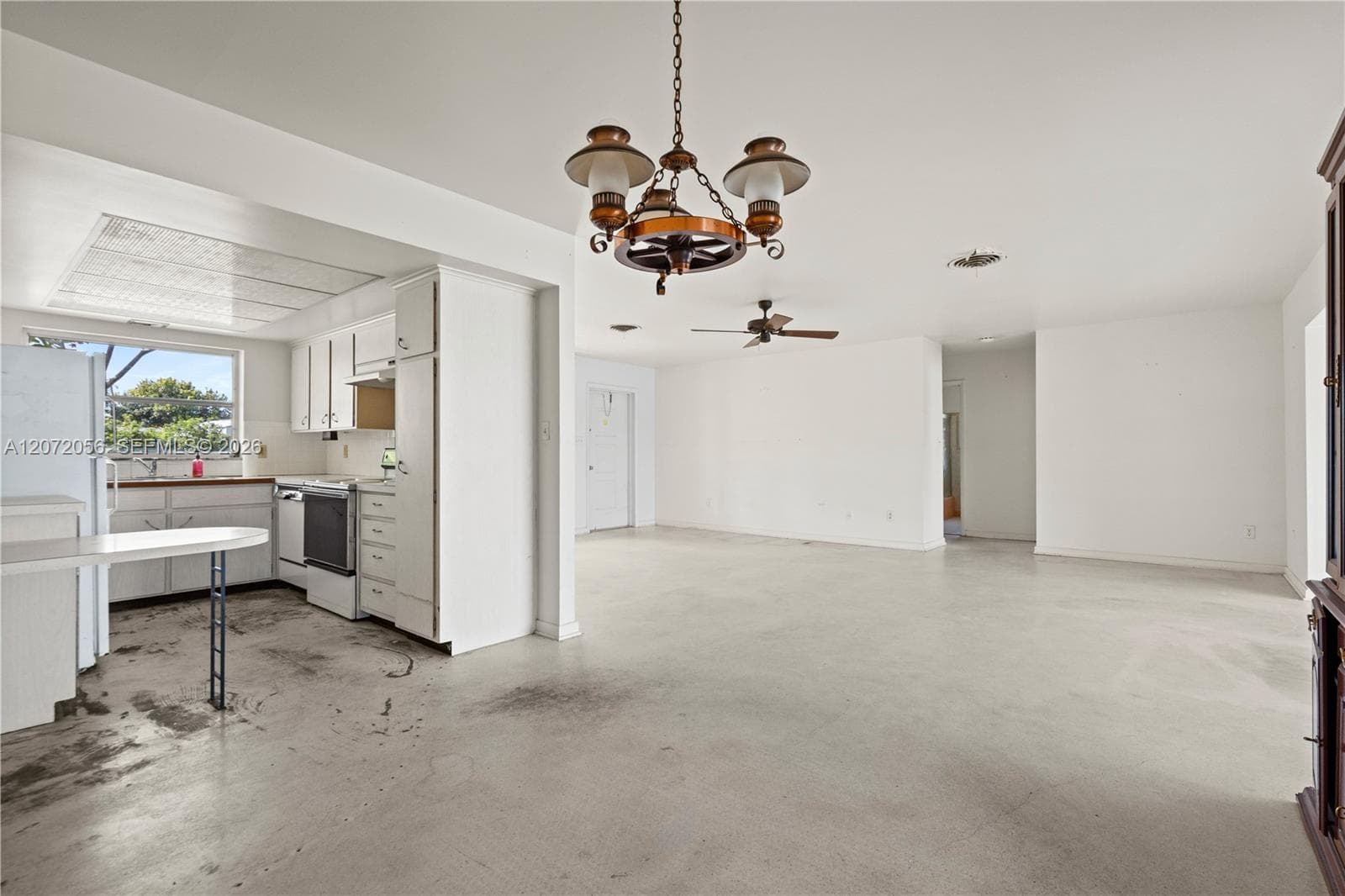 216 SW Cabana Point Cir, Stuart, FL 34994 photo 9