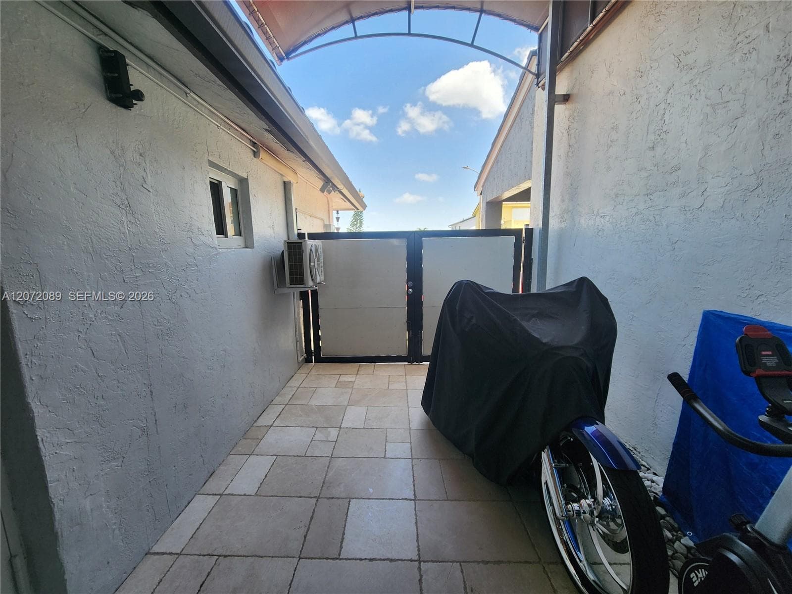 98XX NW 122nd Ter # APT1, Hialeah Gardens, FL 33018 photo 12