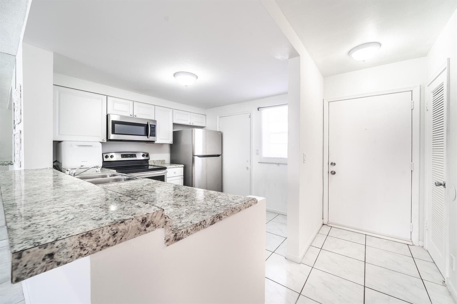 501 NE 14TH Avenue # 103, Hallandale Beach, FL 33009 photo 10