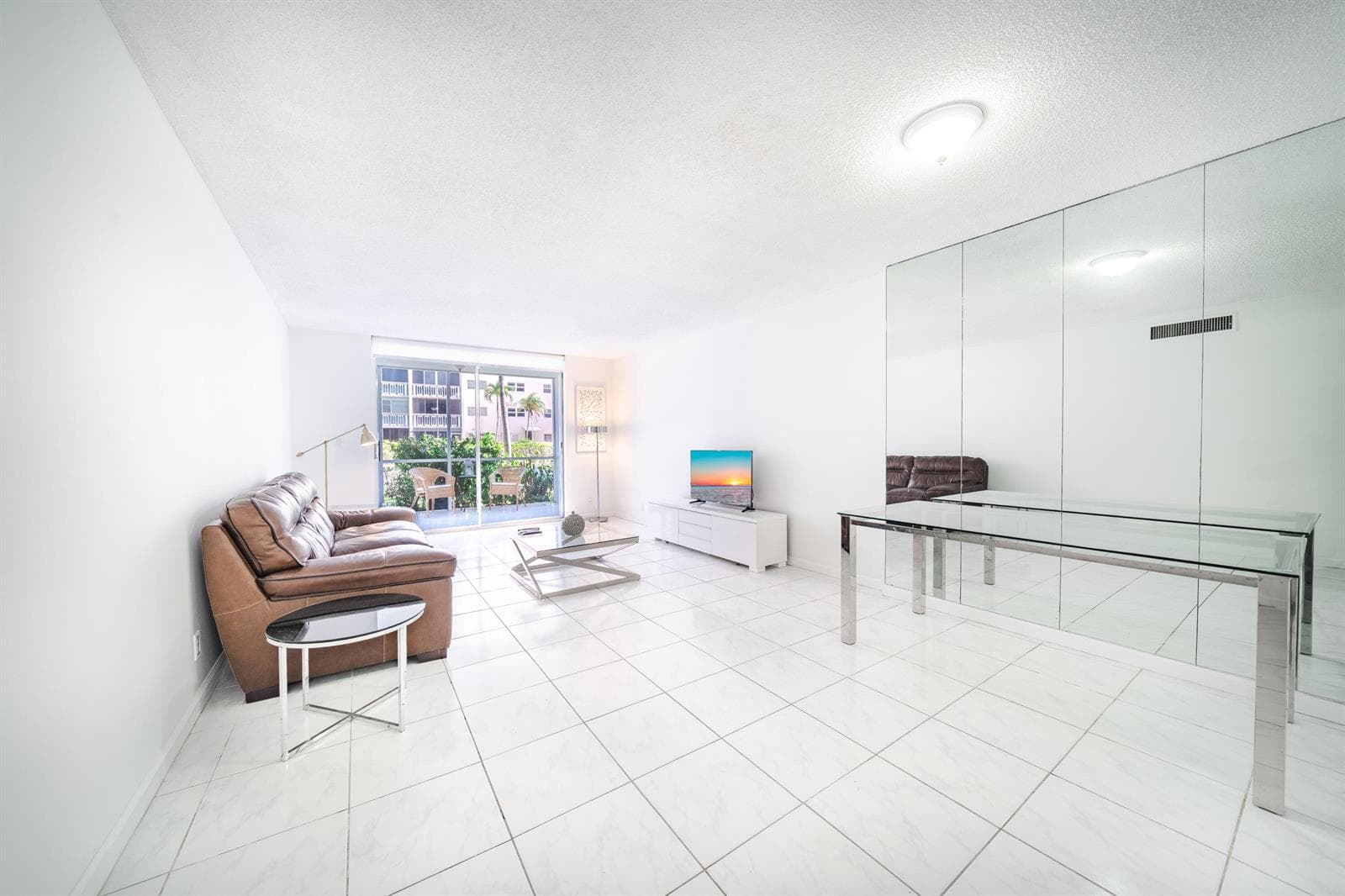 501 NE 14TH Avenue # 103, Hallandale Beach, FL 33009 photo 4