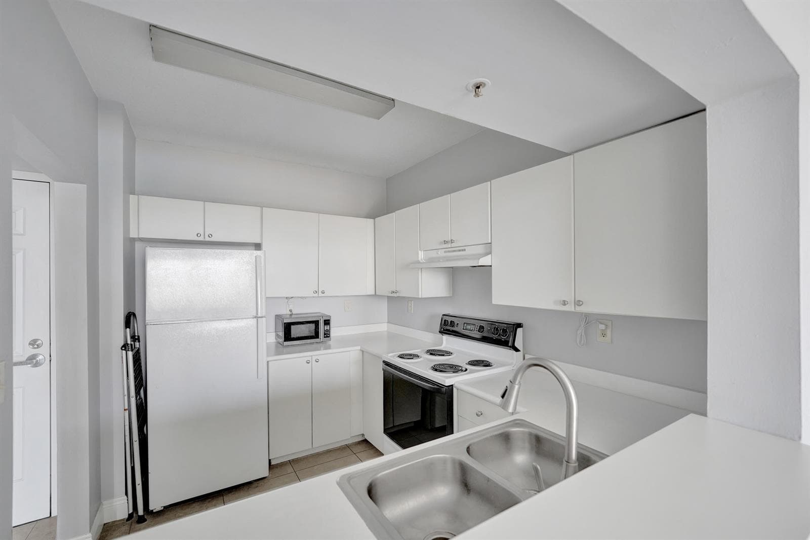 3020 NE 32ND Avenue # 807, Fort Lauderdale, FL 33308 photo 13