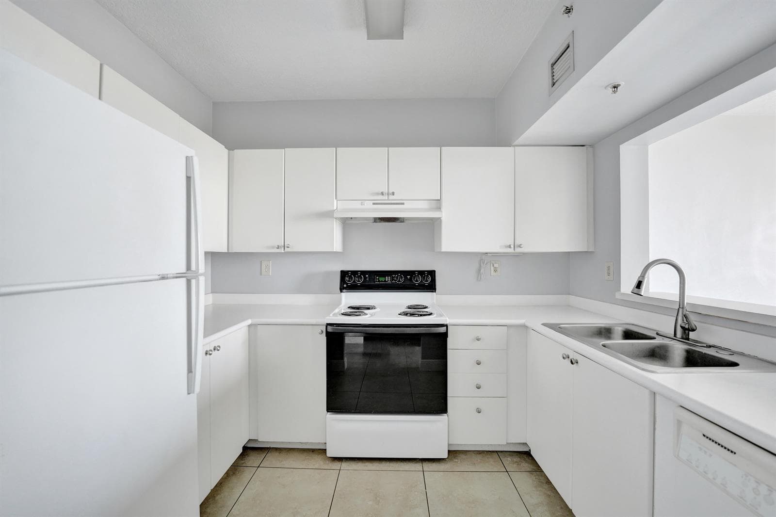 3020 NE 32ND Avenue # 807, Fort Lauderdale, FL 33308 photo 8
