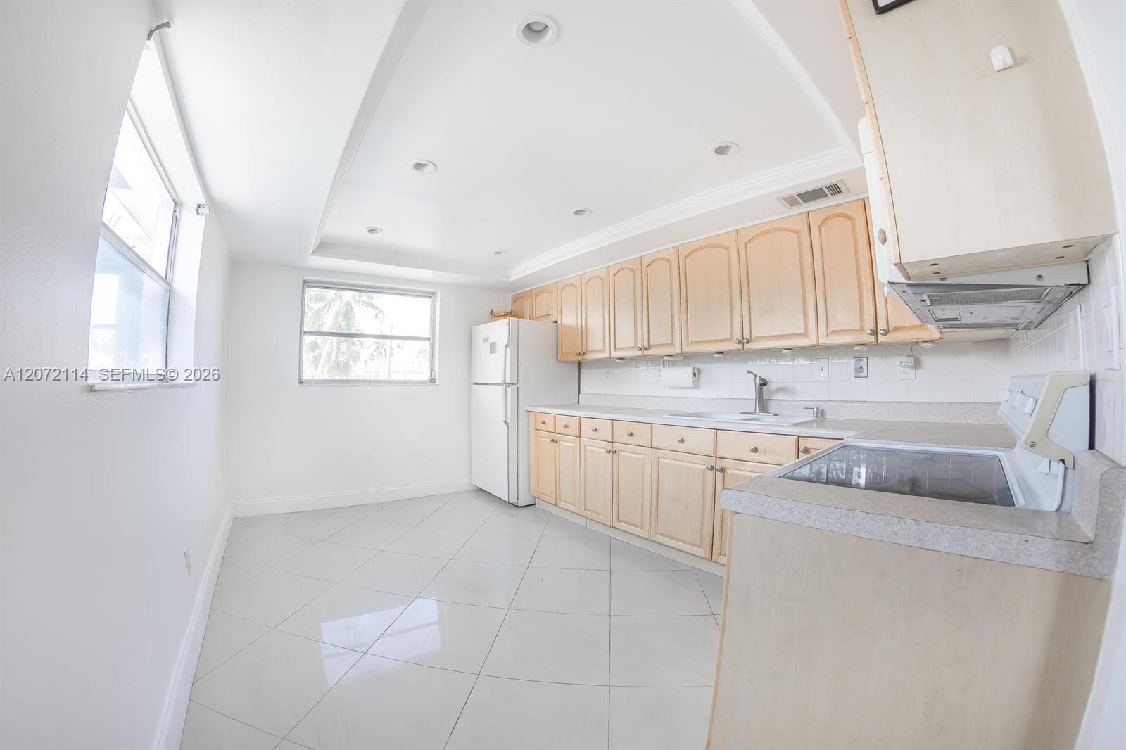 344 SW 1st St # 6, Pompano Beach, FL 33060 photo 4