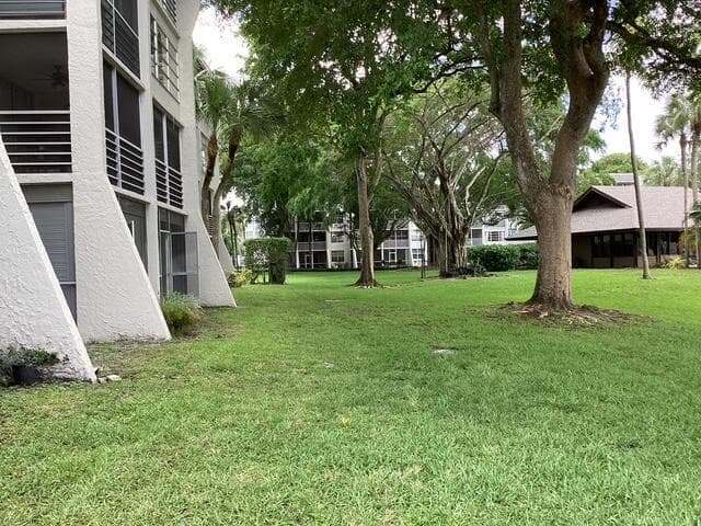 9325 LAGOON Place # 107, Davie, FL 33324 photo 13