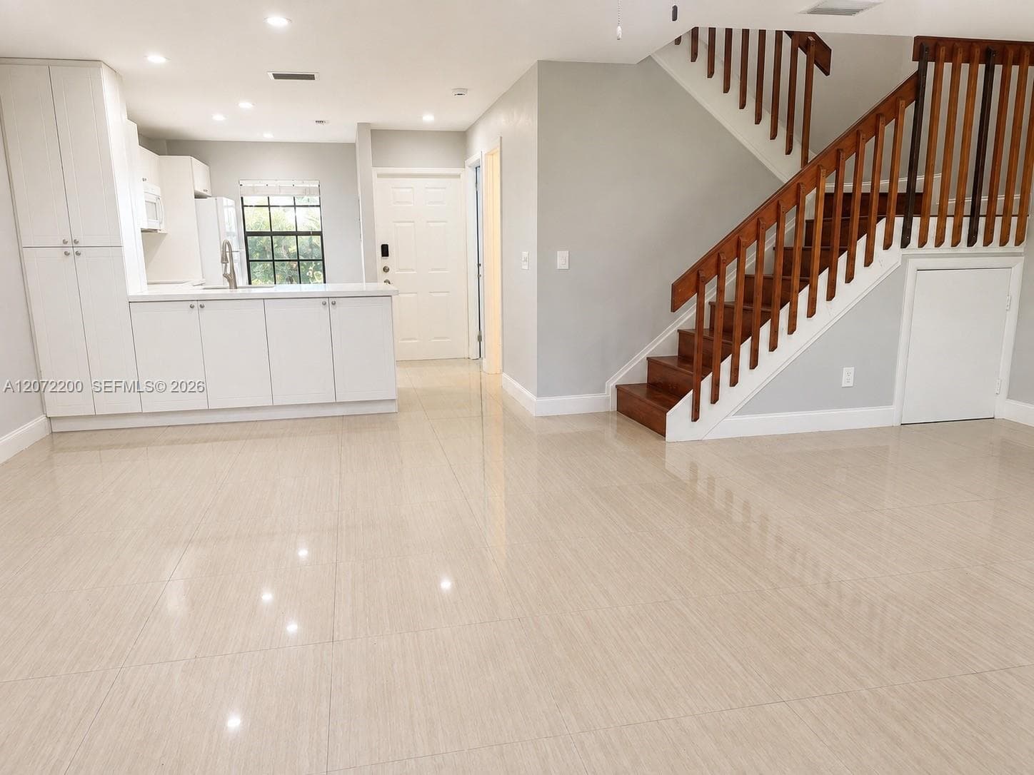 510 NW 103rd Ter, Pembroke Pines, FL 33026 photo 12