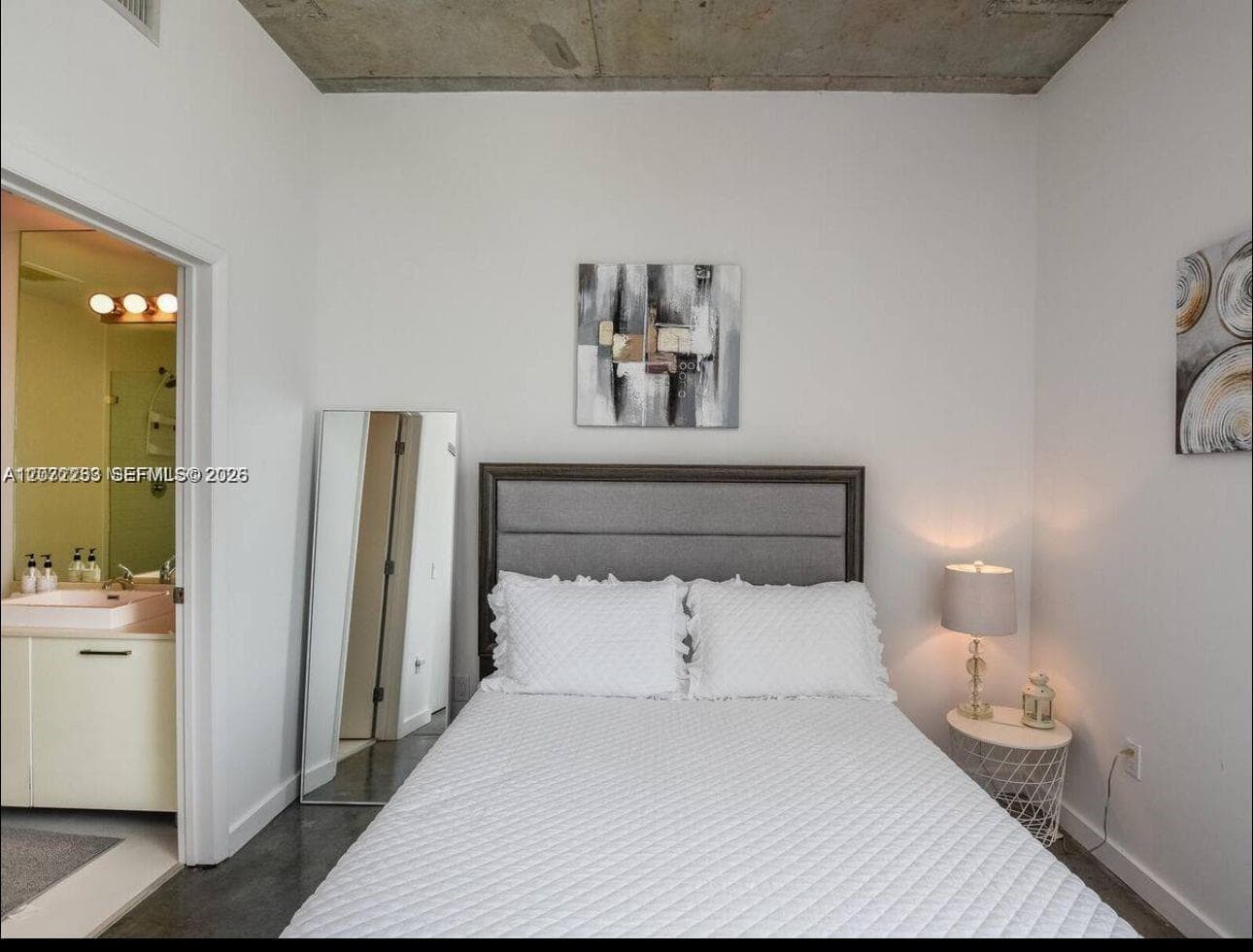 151 SE 1st St # 2104, Miami, FL 33131 photo 12