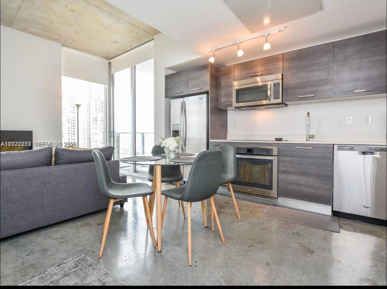 151 SE 1st St # 2104, Miami, FL 33131 photo 8