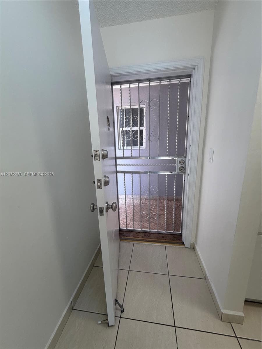1661 SW 3rd St # 19, Miami, FL 33135 photo 6
