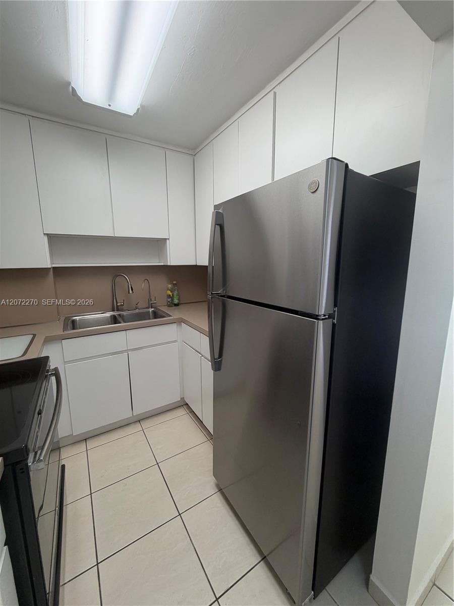 1661 SW 3rd St # 19, Miami, FL 33135 photo 7