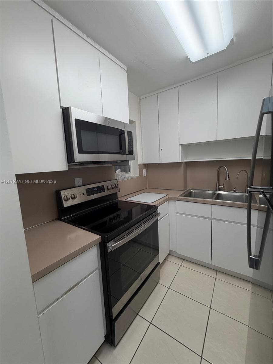 1661 SW 3rd St # 19, Miami, FL 33135 photo 8