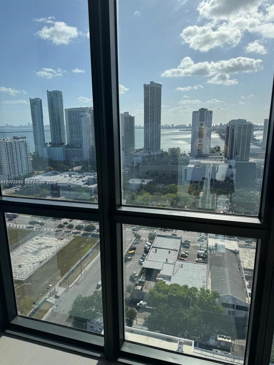 1600 NE 1st Ave # 3109, Miami, FL 33132 photo 8
